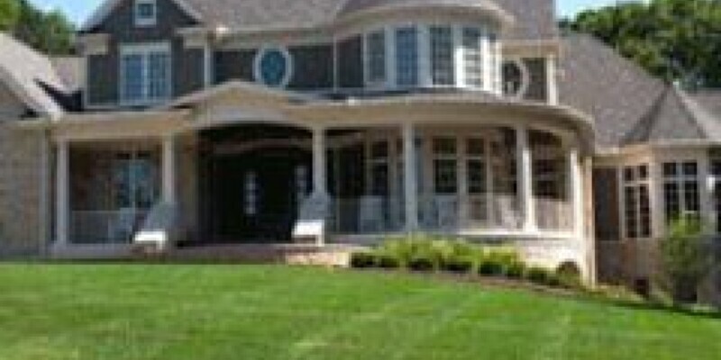 What Is the Normal Closing Price to Refinance?